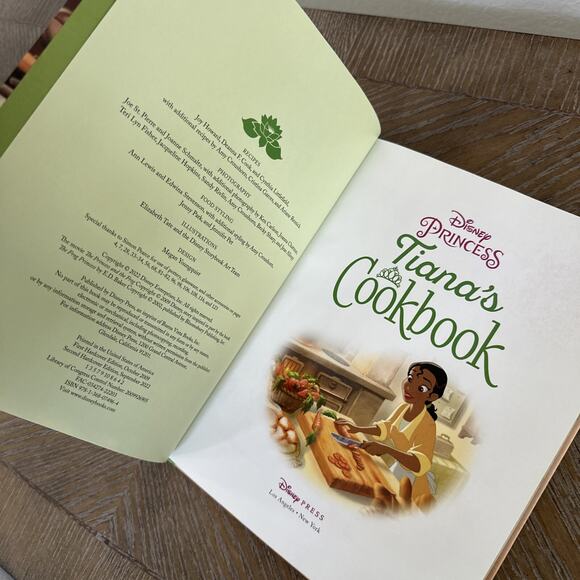 Tiana's Cookbook Disney Princess Hardcover Princess and The Frog - Picture 10 of 11